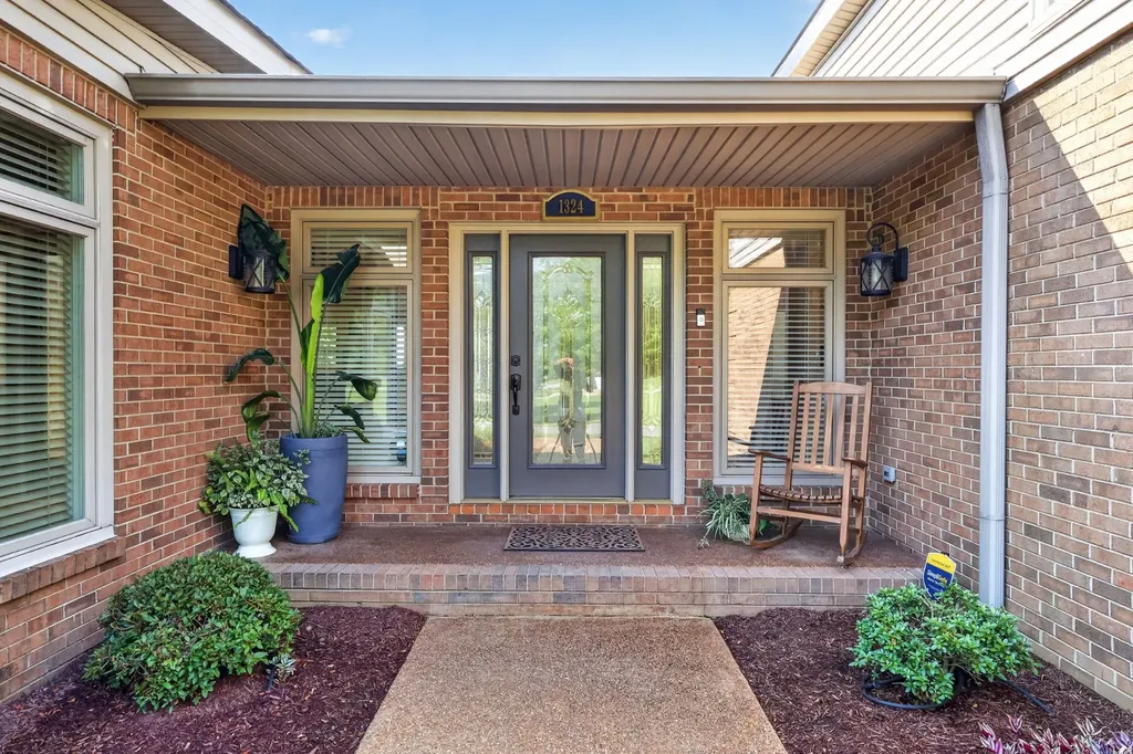 1324 Yorkshire Drive Brentwood TN 37027