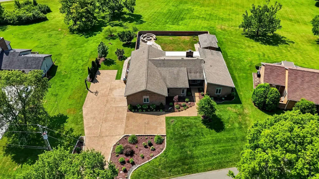 1324 Yorkshire Drive Brentwood TN 37027