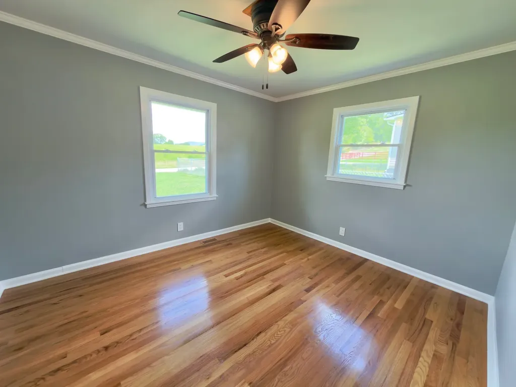 925 Old Mcminnville Road Woodbury TN 37190