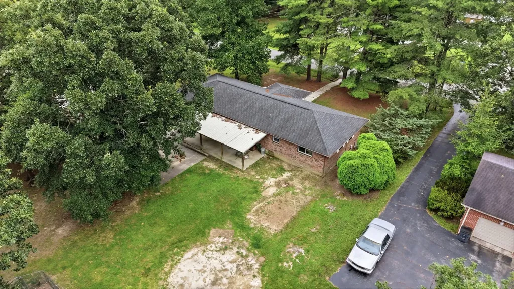 1109 Mcmahan Street Manchester TN 37355