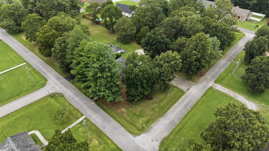 1109 Mcmahan Street Manchester TN 37355