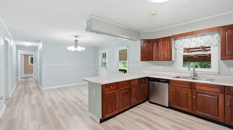 1109 Mcmahan Street Manchester TN 37355