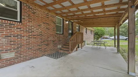 1109 Mcmahan Street Manchester TN 37355