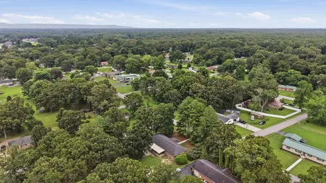 1109 Mcmahan Street Manchester TN 37355
