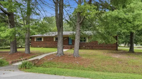 1109 Mcmahan Street Manchester TN 37355