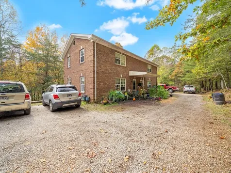 10116 Sneed Point Lyles TN 37098