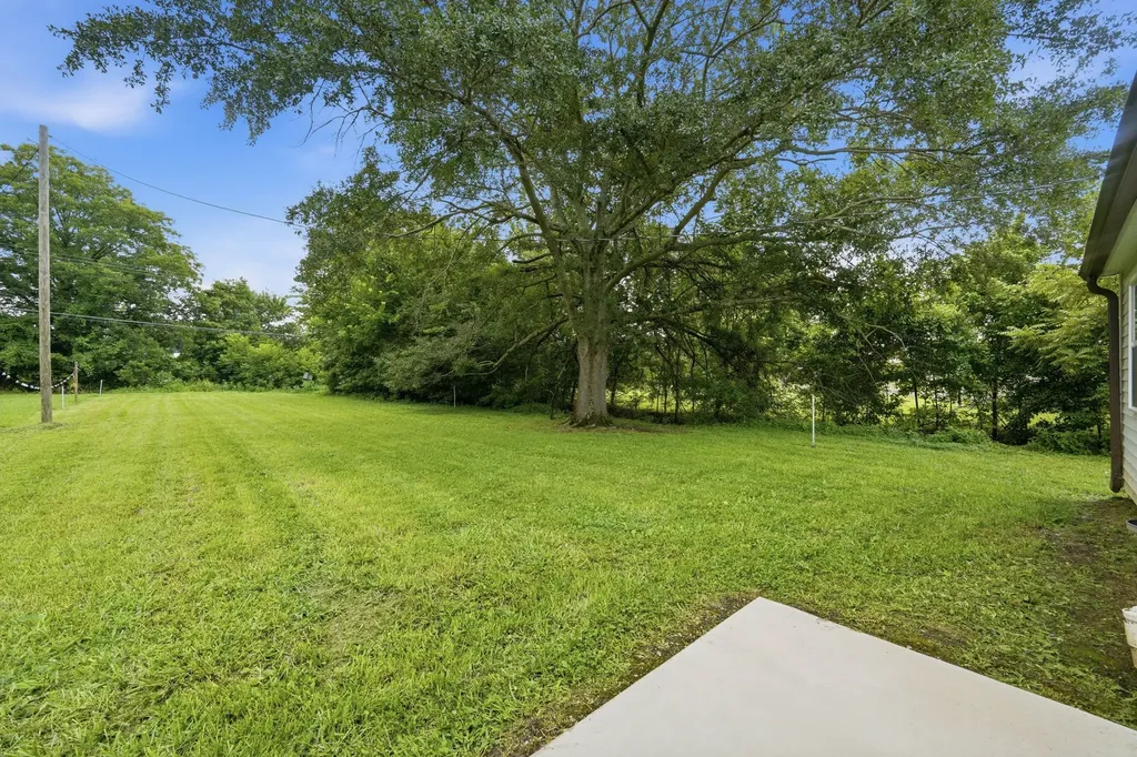 305 S Polk Street Tullahoma TN 37388