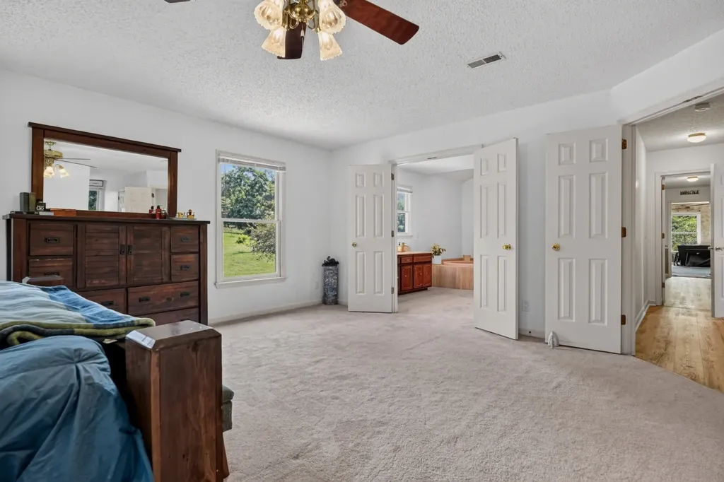 1377 Chestnut Grove Road Morrison TN 37357