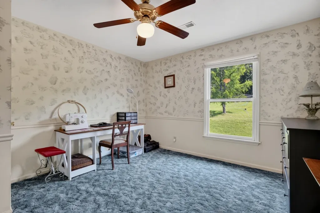 1377 Chestnut Grove Road Morrison TN 37357