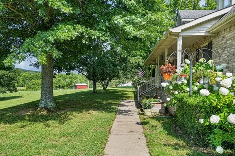 1377 Chestnut Grove Road Morrison TN 37357
