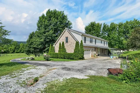 1377 Chestnut Grove Road Morrison TN 37357