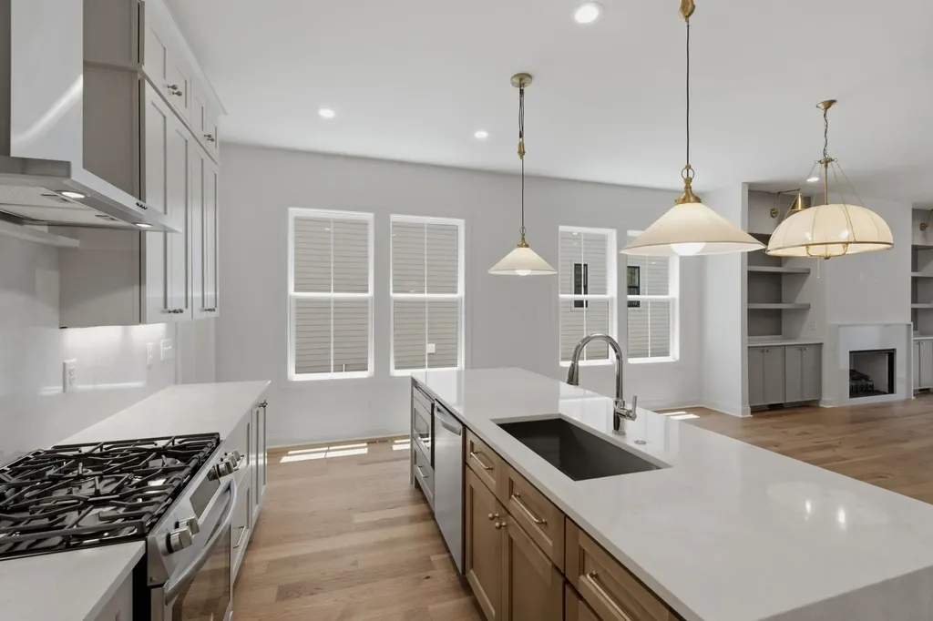565B Croley Drive Nashville TN 37209