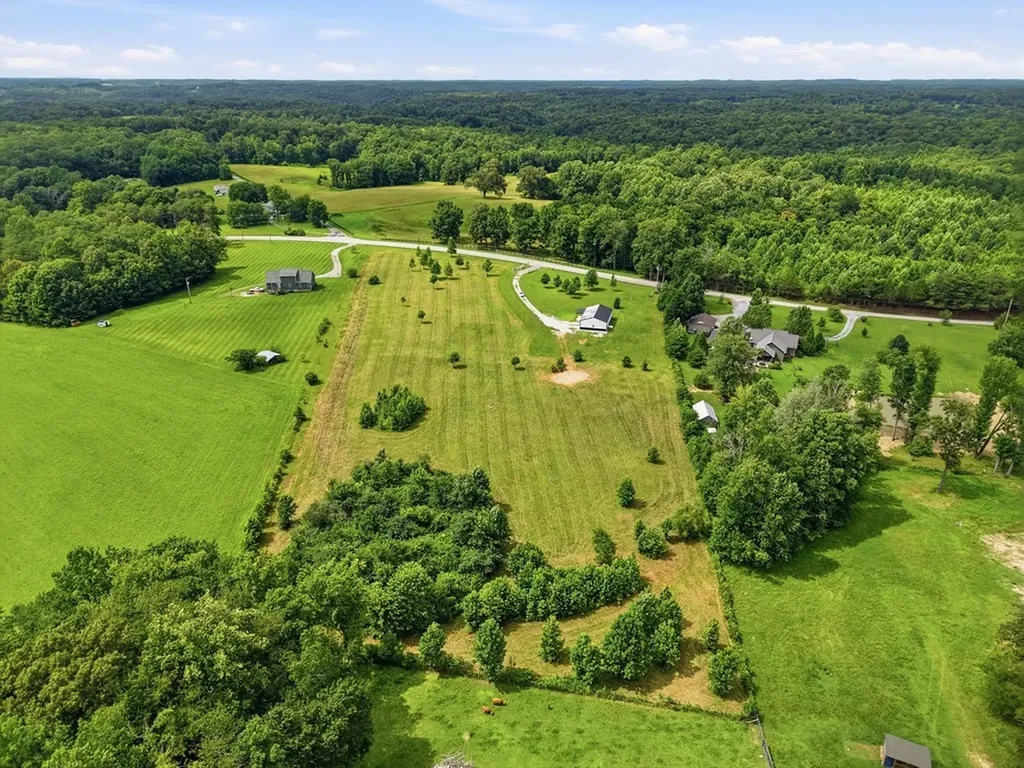 1834 Cummins Mill Road Cookeville TN 38501