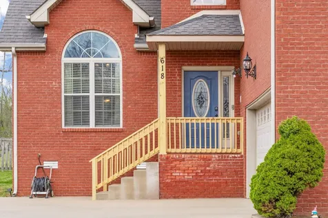 618 Winding Bluff Way Clarksville TN 37040