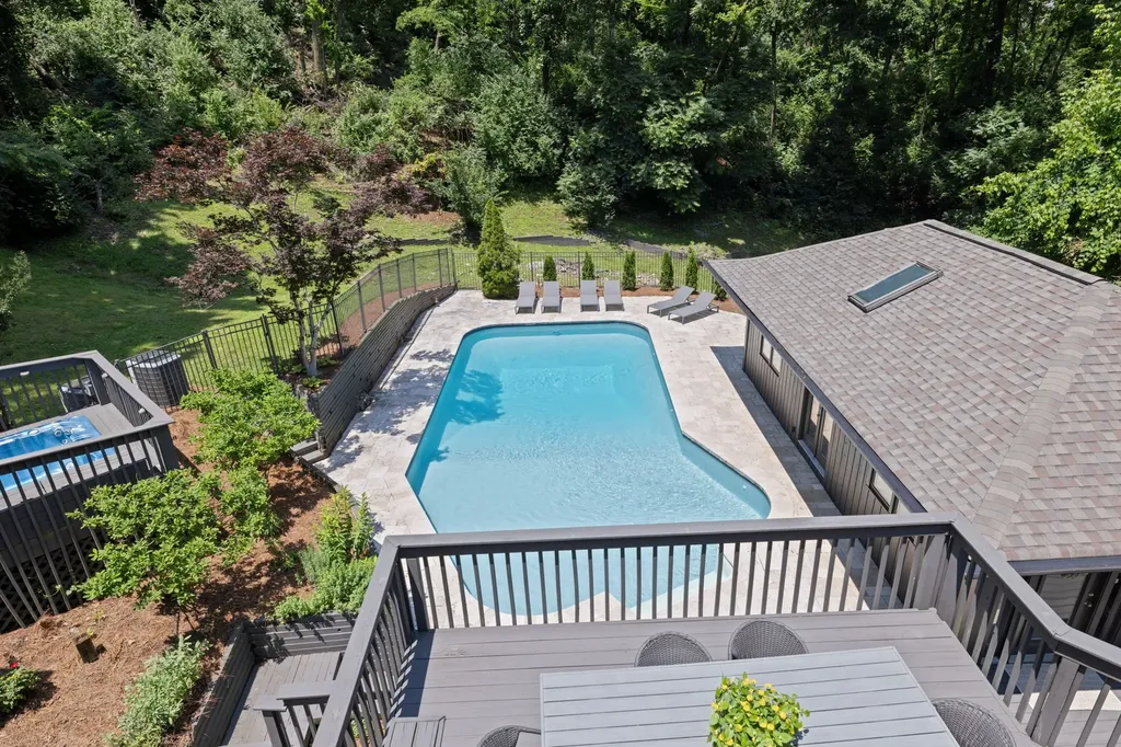 1244 Cliftee Drive Brentwood TN 37027