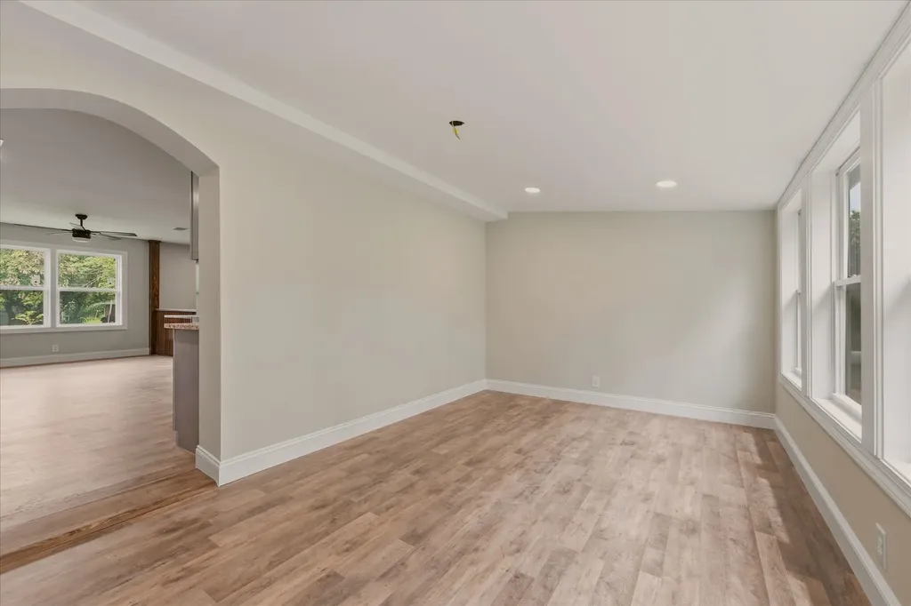5009 Bonnameade Drive Hermitage TN 37076
