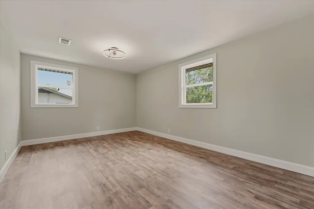 5009 Bonnameade Drive Hermitage TN 37076
