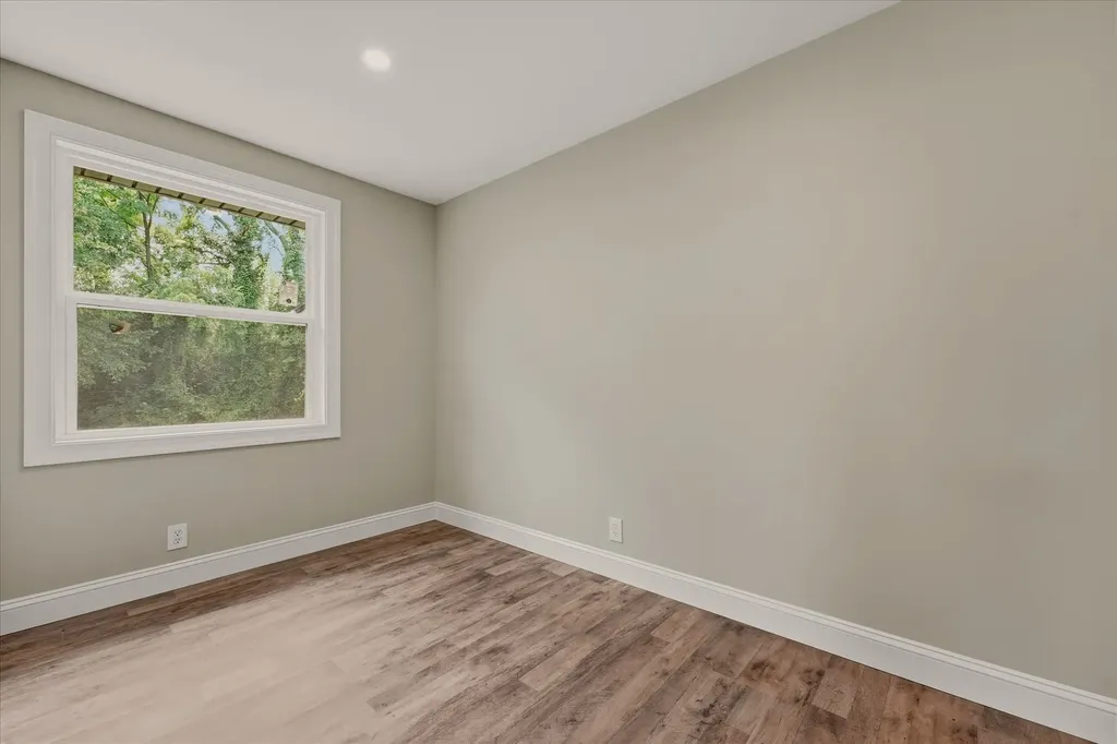 5009 Bonnameade Drive Hermitage TN 37076