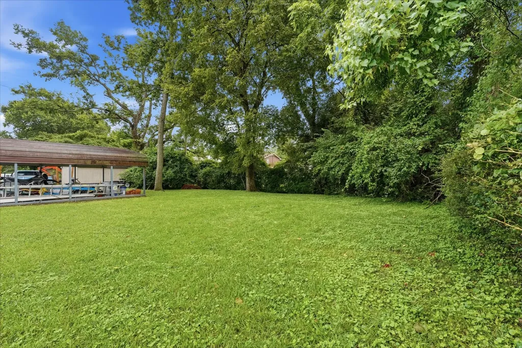5009 Bonnameade Drive Hermitage TN 37076