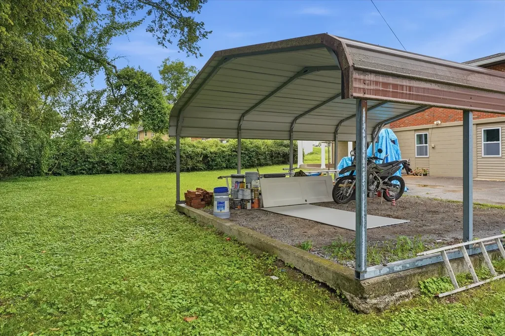 5009 Bonnameade Drive Hermitage TN 37076