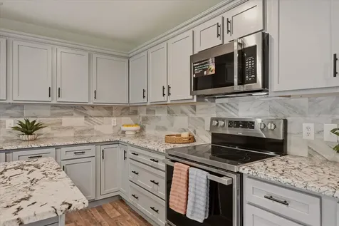 5009 Bonnameade Drive Hermitage TN 37076