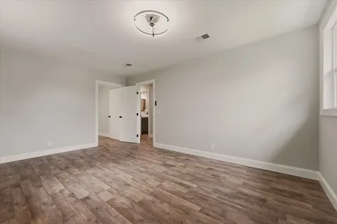 5009 Bonnameade Drive Hermitage TN 37076