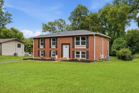 5009 Bonnameade Drive Hermitage TN 37076