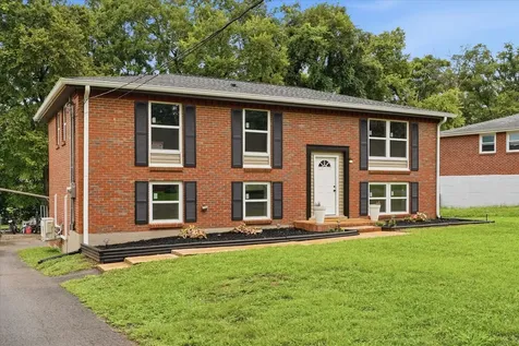 5009 Bonnameade Drive Hermitage TN 37076