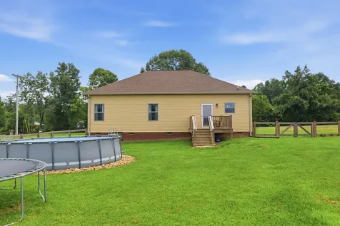 731 Mount Vernon Road Bethpage TN 37022
