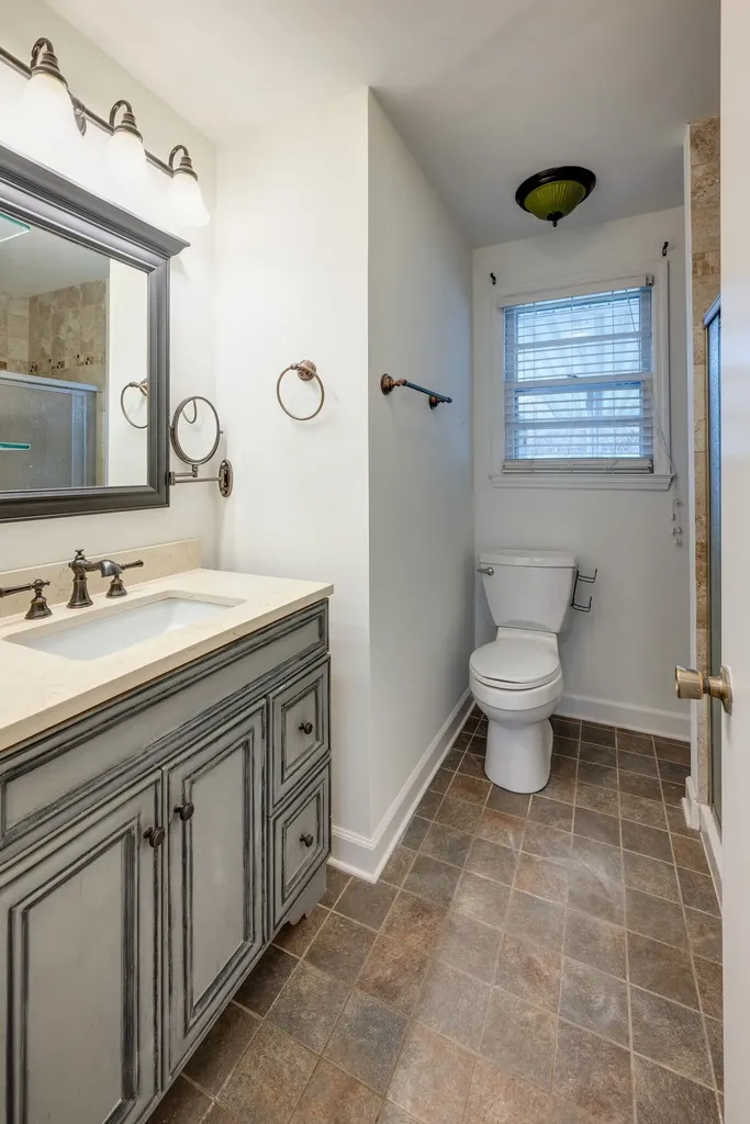 514 Continental Drive Nashville TN 37209