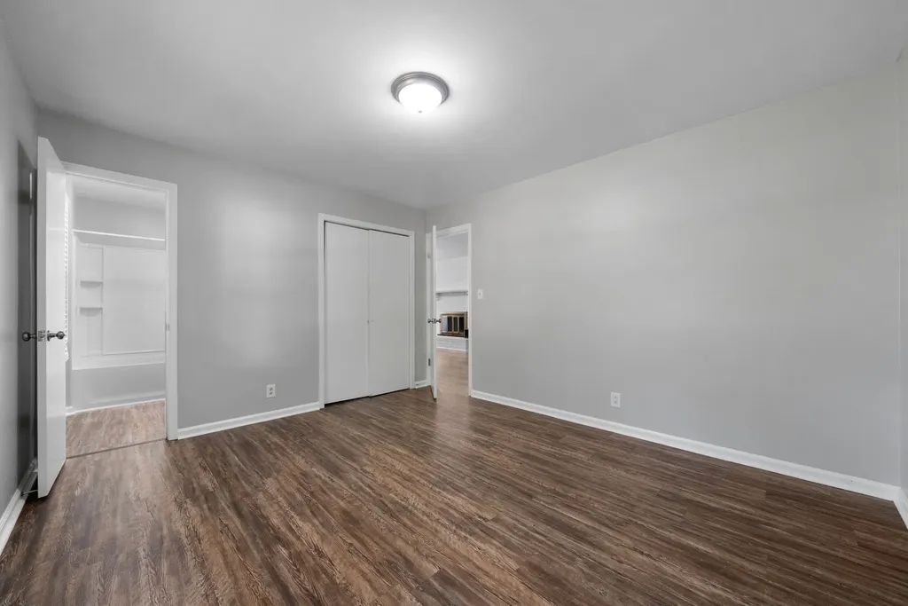 300 Hundred Oaks Drive Clarksville TN 37043