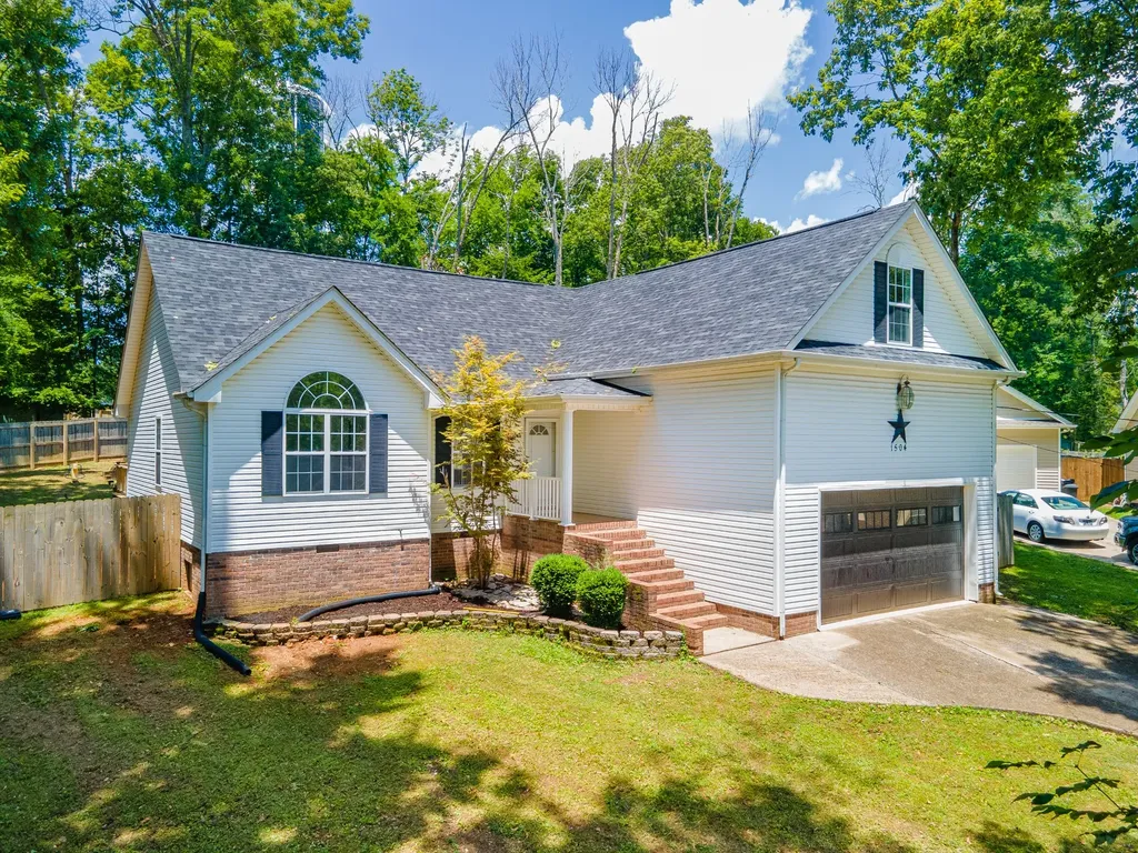1504 Chestnut Cove Road Chapel Hill TN 37034