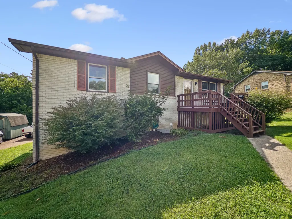127 Lynhurst Circle Hendersonville TN 37075