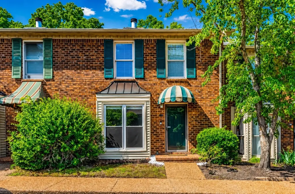 523 Williamsburg Drive Nashville TN 37214
