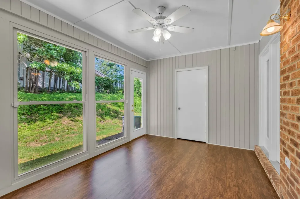 523 Williamsburg Drive Nashville TN 37214