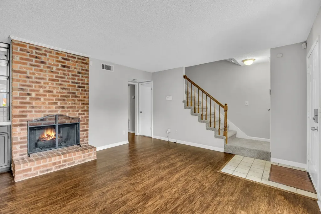 523 Williamsburg Drive Nashville TN 37214