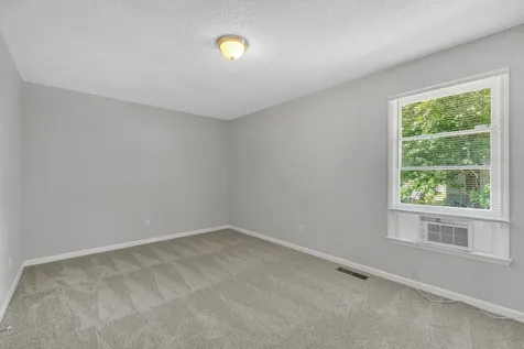 523 Williamsburg Drive Nashville TN 37214