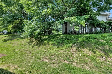 523 Williamsburg Drive Nashville TN 37214