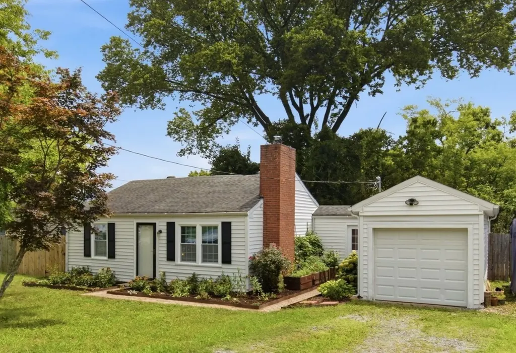 2708 Hartford Drive Nashville TN 37210
