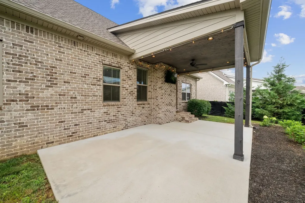 1706 Sorrell Park Drive Spring Hill TN 37174
