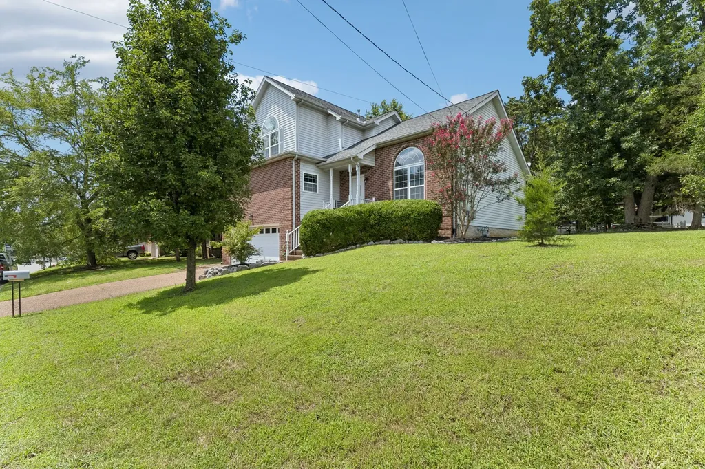 3789 Waterford Way Antioch TN 37013