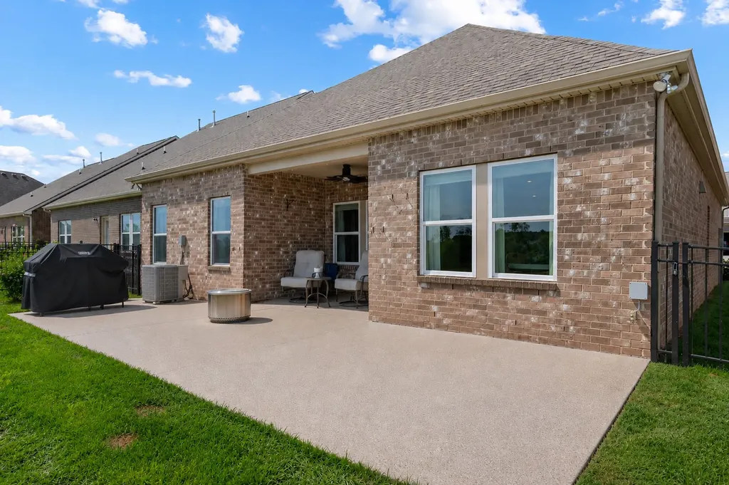 519 Kipton Trail Lebanon TN 37087