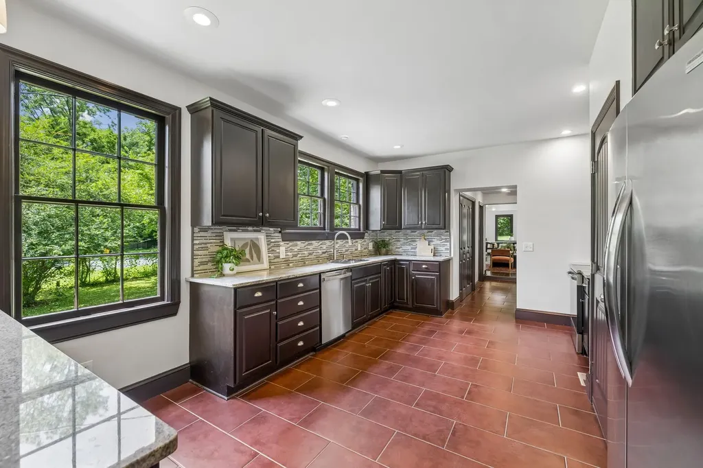 1007 Virginia Avenue Nashville TN 37216