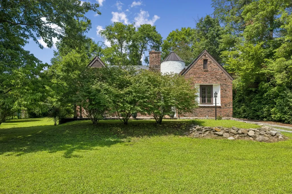 1007 Virginia Avenue Nashville TN 37216