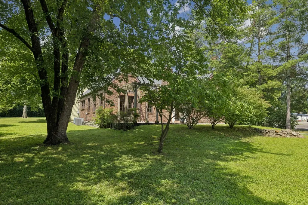 1007 Virginia Avenue Nashville TN 37216