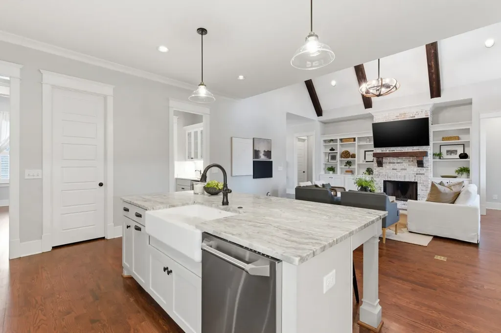 2209 20th Ave, S Nashville TN 37212