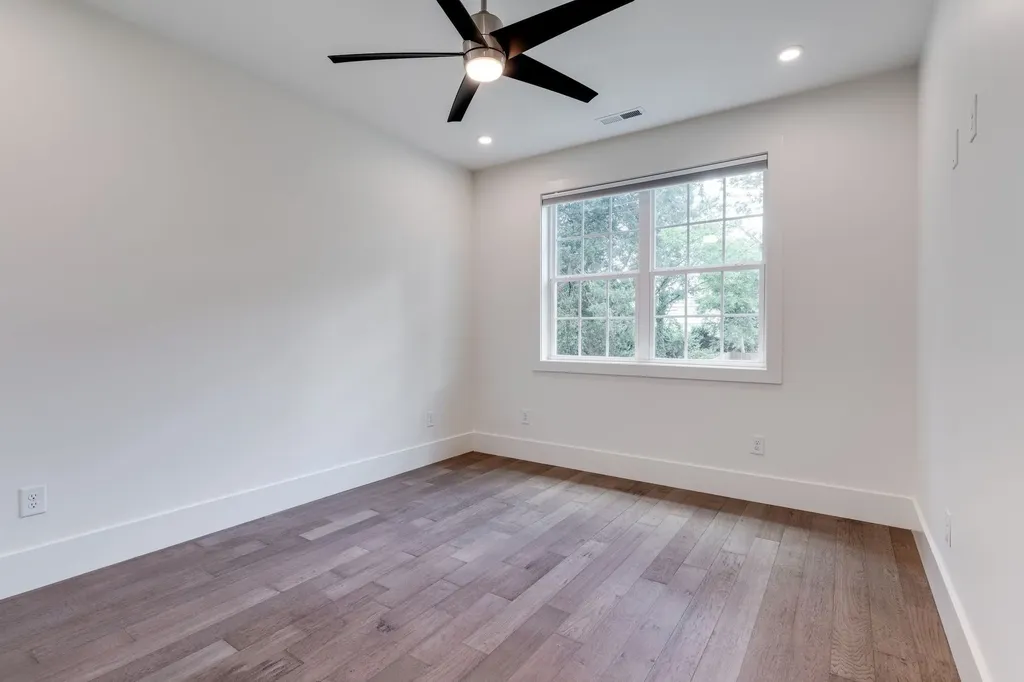 3011 Harlin Drive Nashville TN 37211