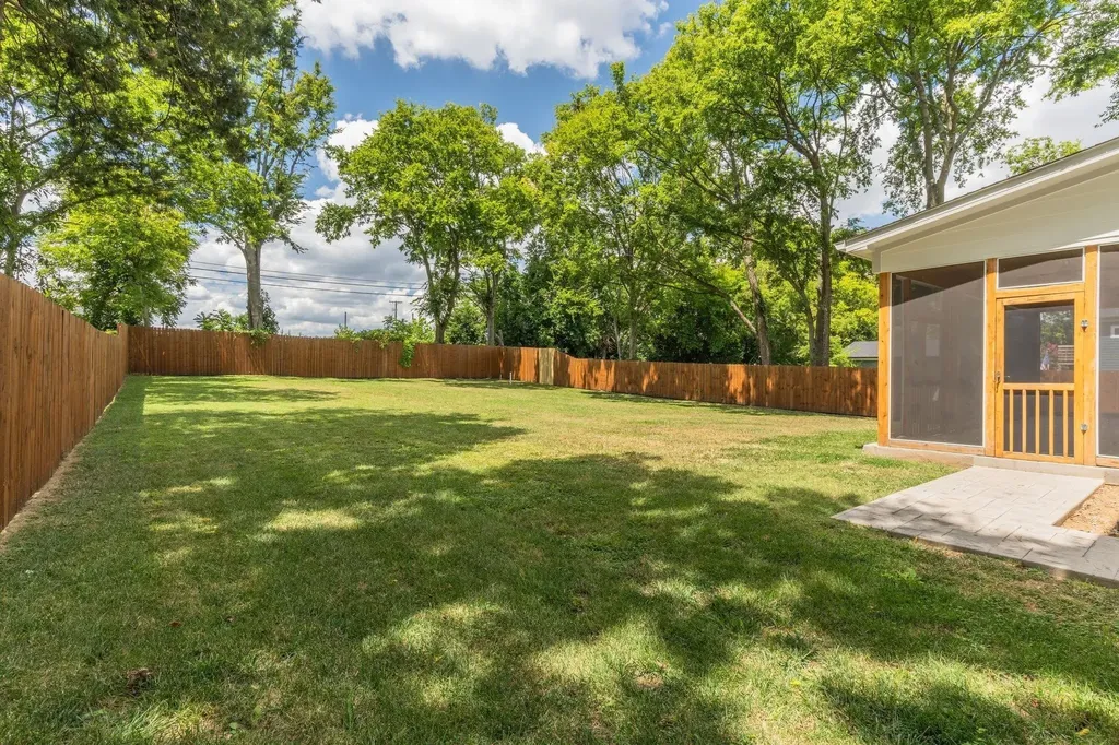 3011 Harlin Drive Nashville TN 37211