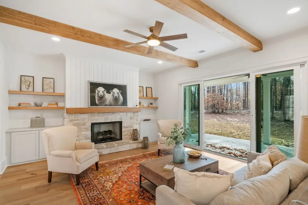 866 Shady Bluff Trail Clarksville TN 37043