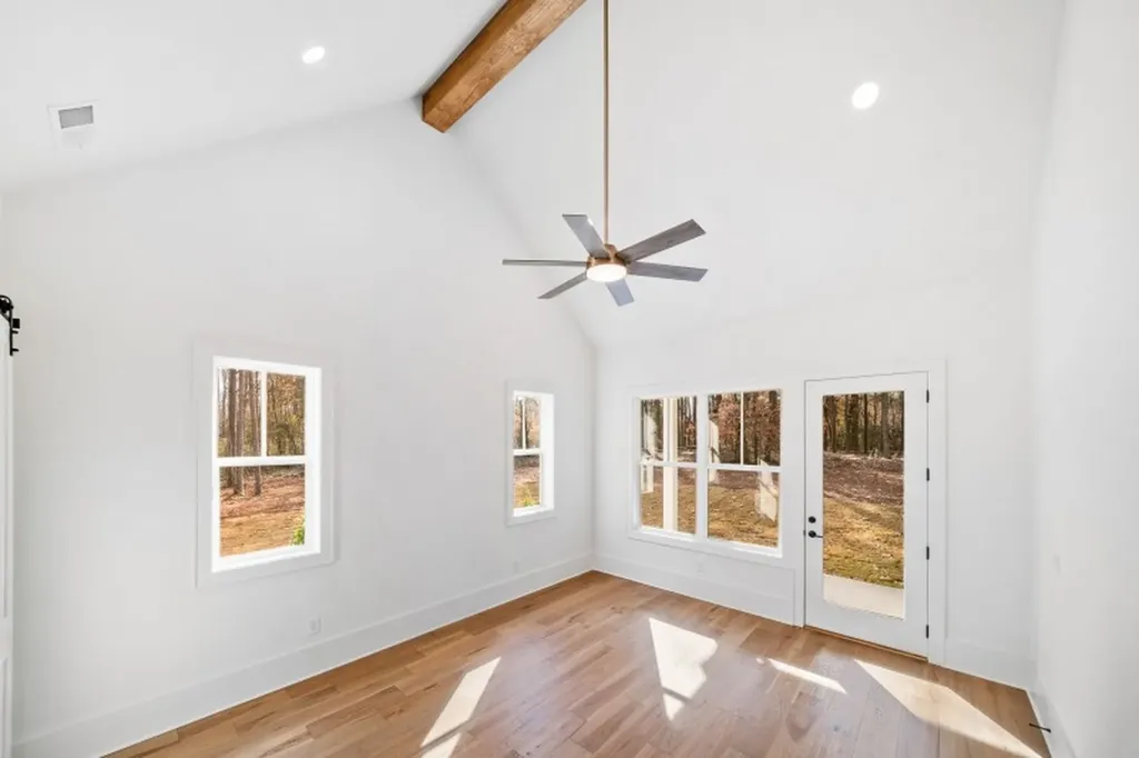 866 Shady Bluff Trail Clarksville TN 37043